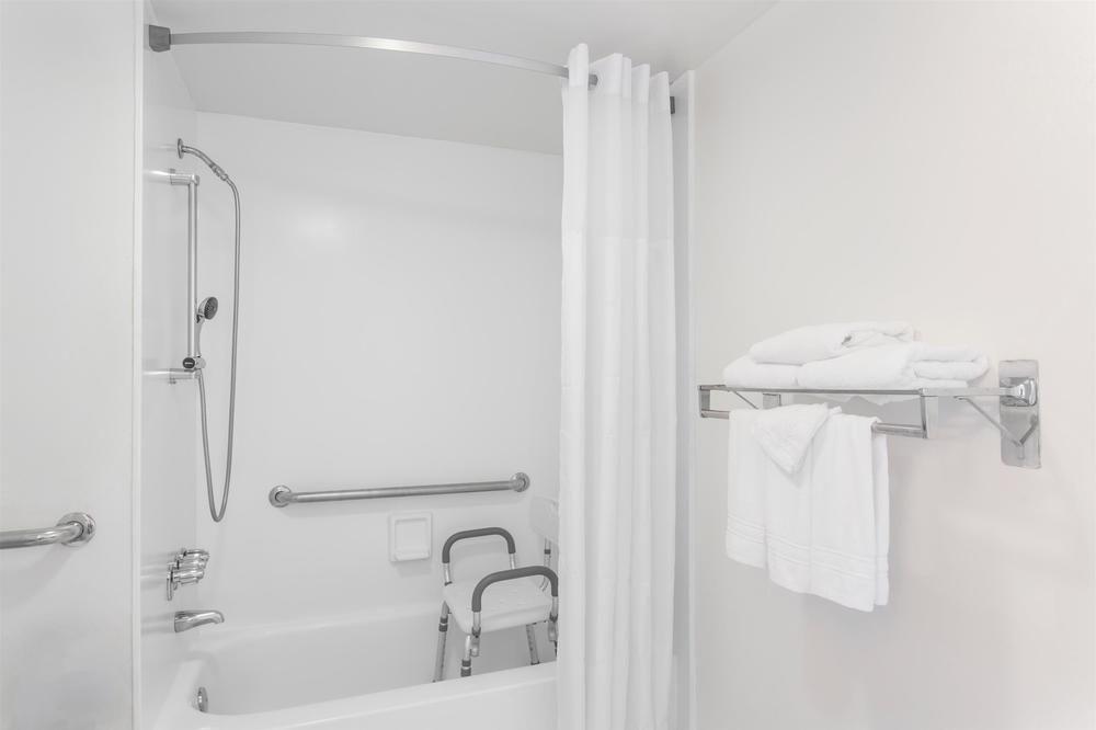 Days Inn By Wyndham West Palm Beach Eksteriør bilde
