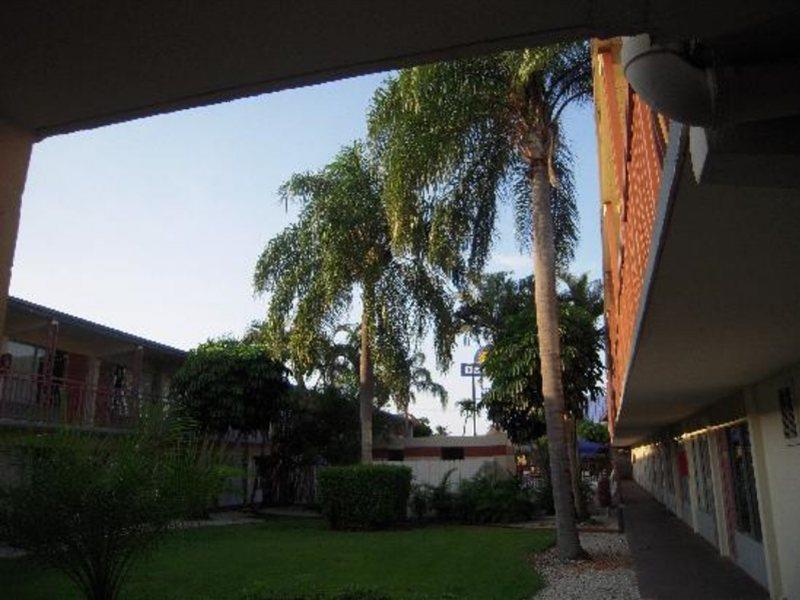 Days Inn By Wyndham West Palm Beach Eksteriør bilde