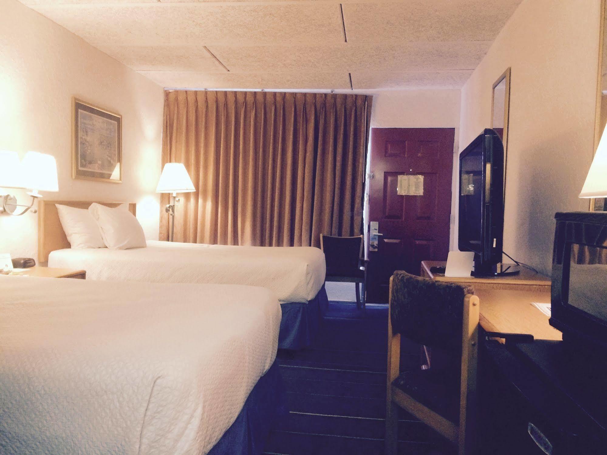 Days Inn By Wyndham West Palm Beach Eksteriør bilde