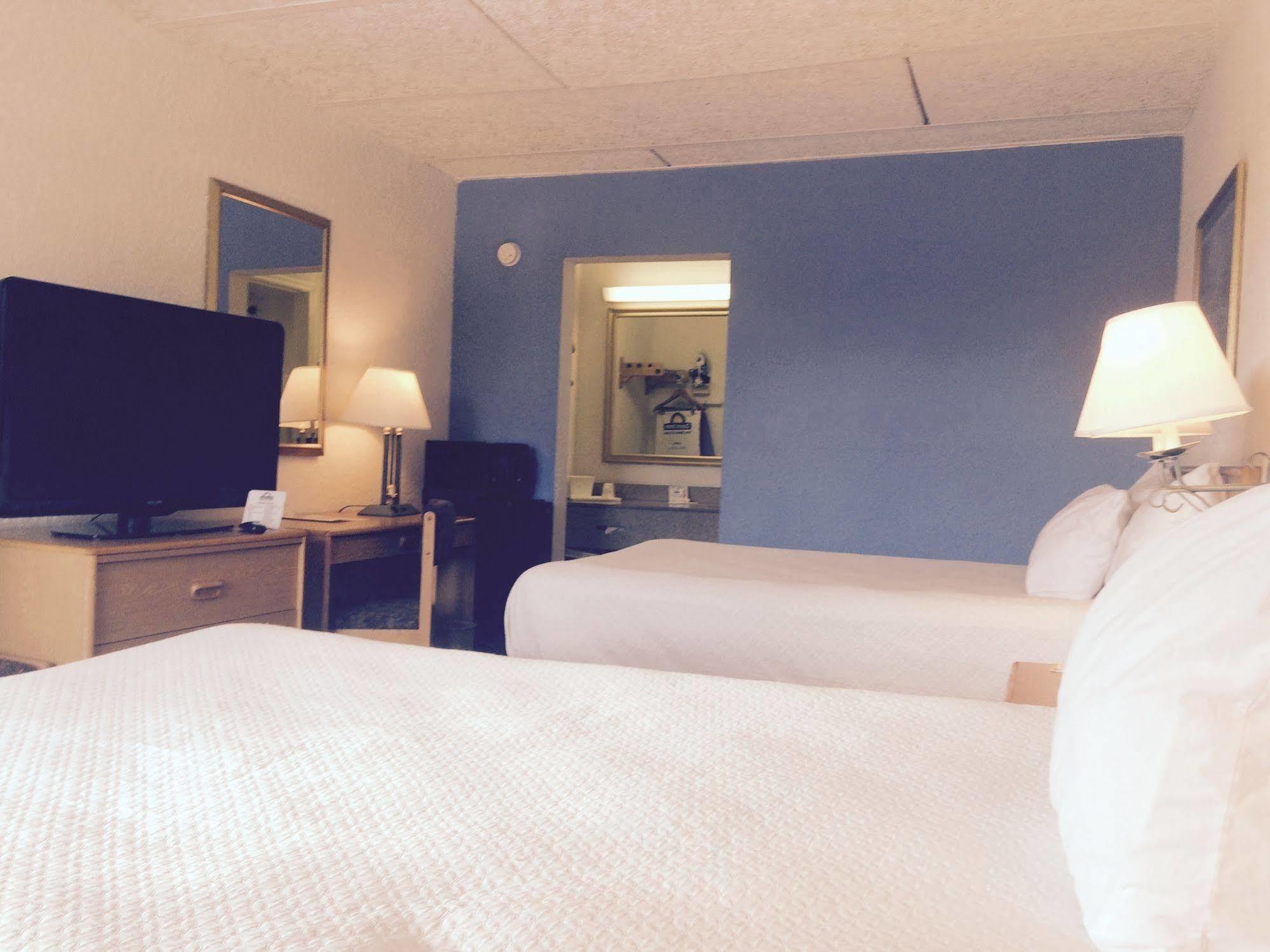 Days Inn By Wyndham West Palm Beach Eksteriør bilde